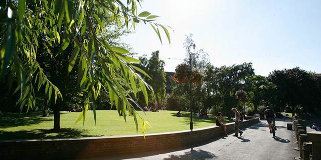 1220 x 620 for Elvaston Castle cycle route 1317210626