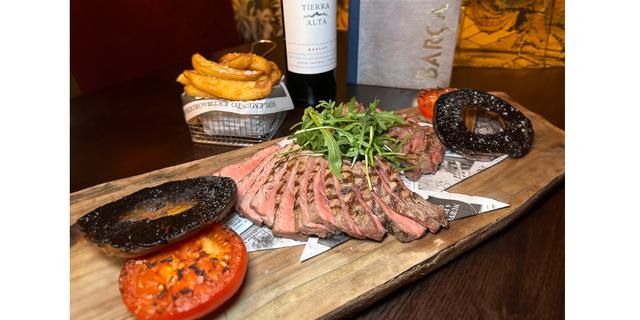 Barca Bar 4 Steak sensation for 2 NEW