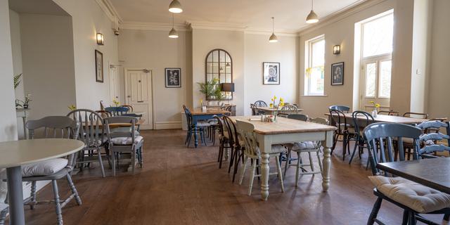 C4135640 5744 4 F0 C AC41 2361 C7045 DCD