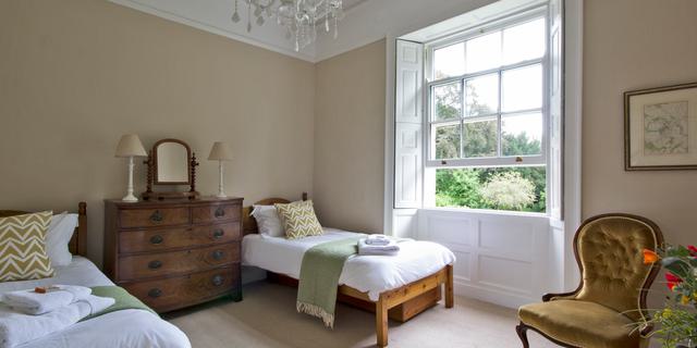 Darley House Cressbrook whole room