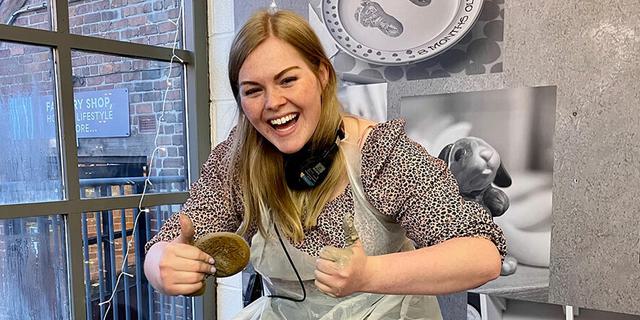 Denby Pottery Throwing in The Craft Studio 2 8 457382571