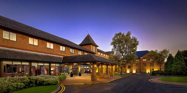 Double Tree by Hilton MAIN 1469421094