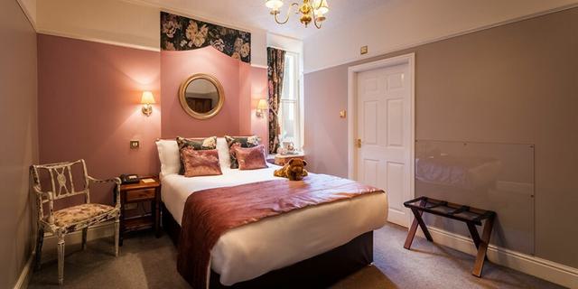 Old Hall 10 rm 21 663084990