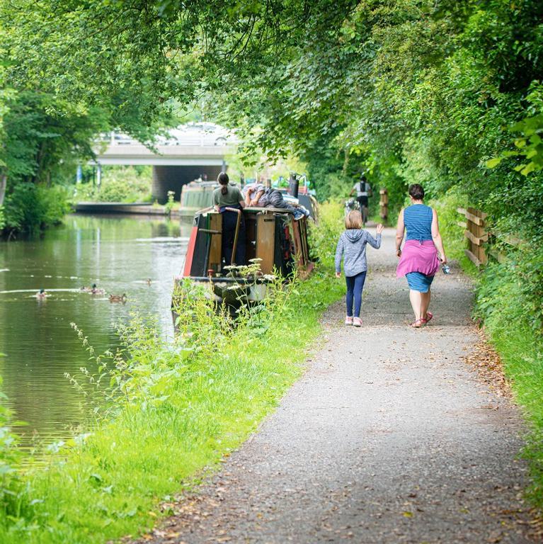 Phil Whaley Bridge Basin 04
