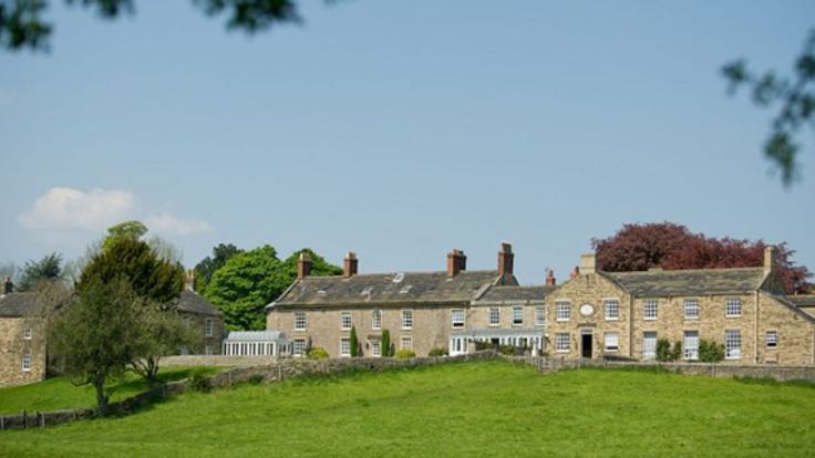 The Horseshoes exterior 5058295 2