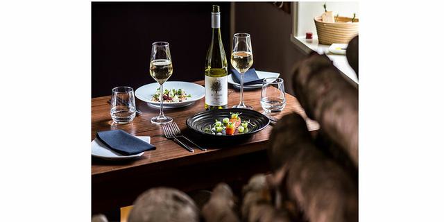 The Prince of Wales 9 2079714938