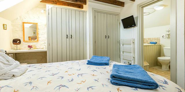 Tom s Barn and Douglas Barn TB Bedroom 4 504954403