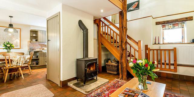 Tom s Barn and Douglas Barn TB Lounge 2 374783735