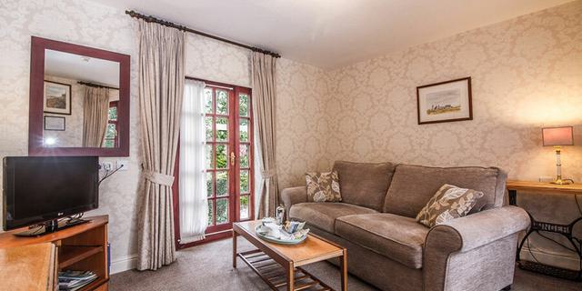 Underleigh House 8 Townhead Garden Suite lounge 1449293847