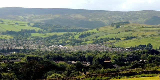 View of glossop 1061753562