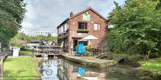 VPDD Banner Chesterfield Canal